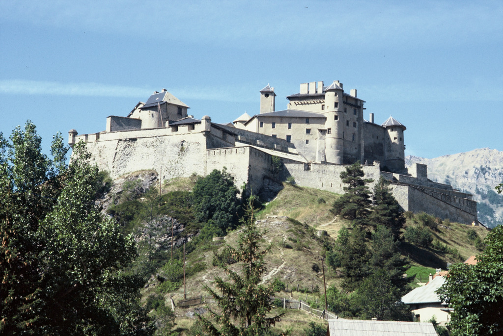 Fort Queyras - Château-Ville-Vieille (05)