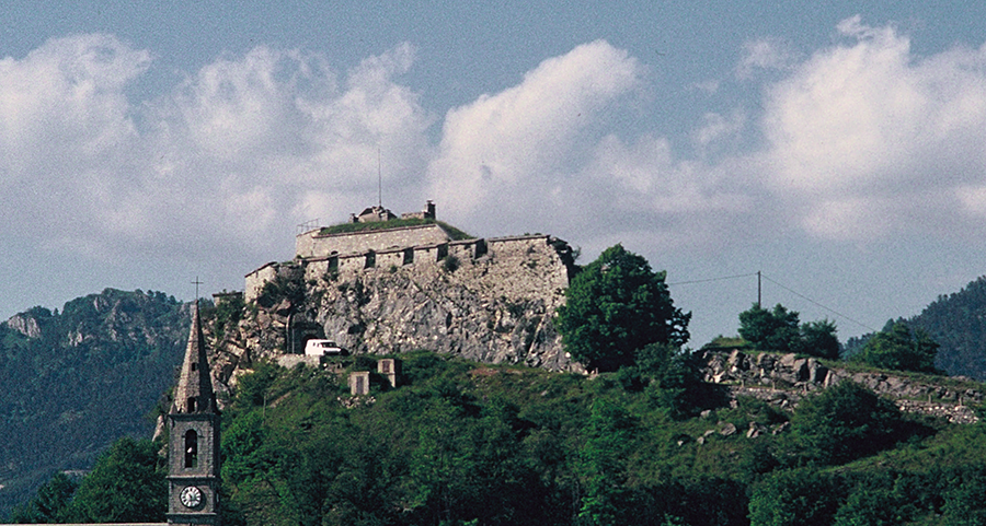 Fort Joubert - Saint-Vincent-les-Forts (04)